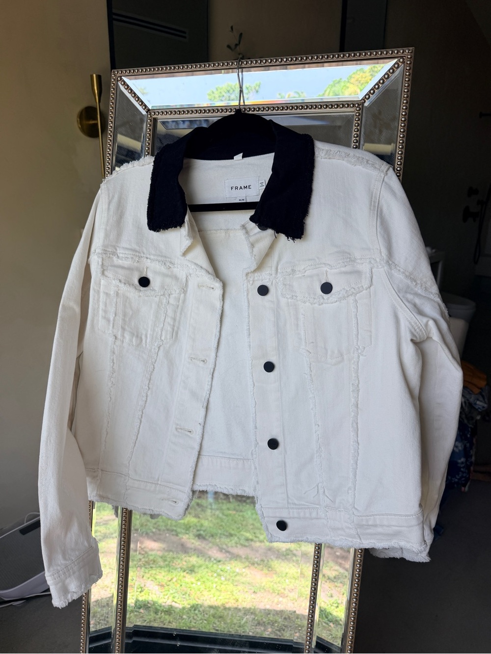 NWOT Frame Denim White Denim Jacket with Black Collar. Never worn. Size M